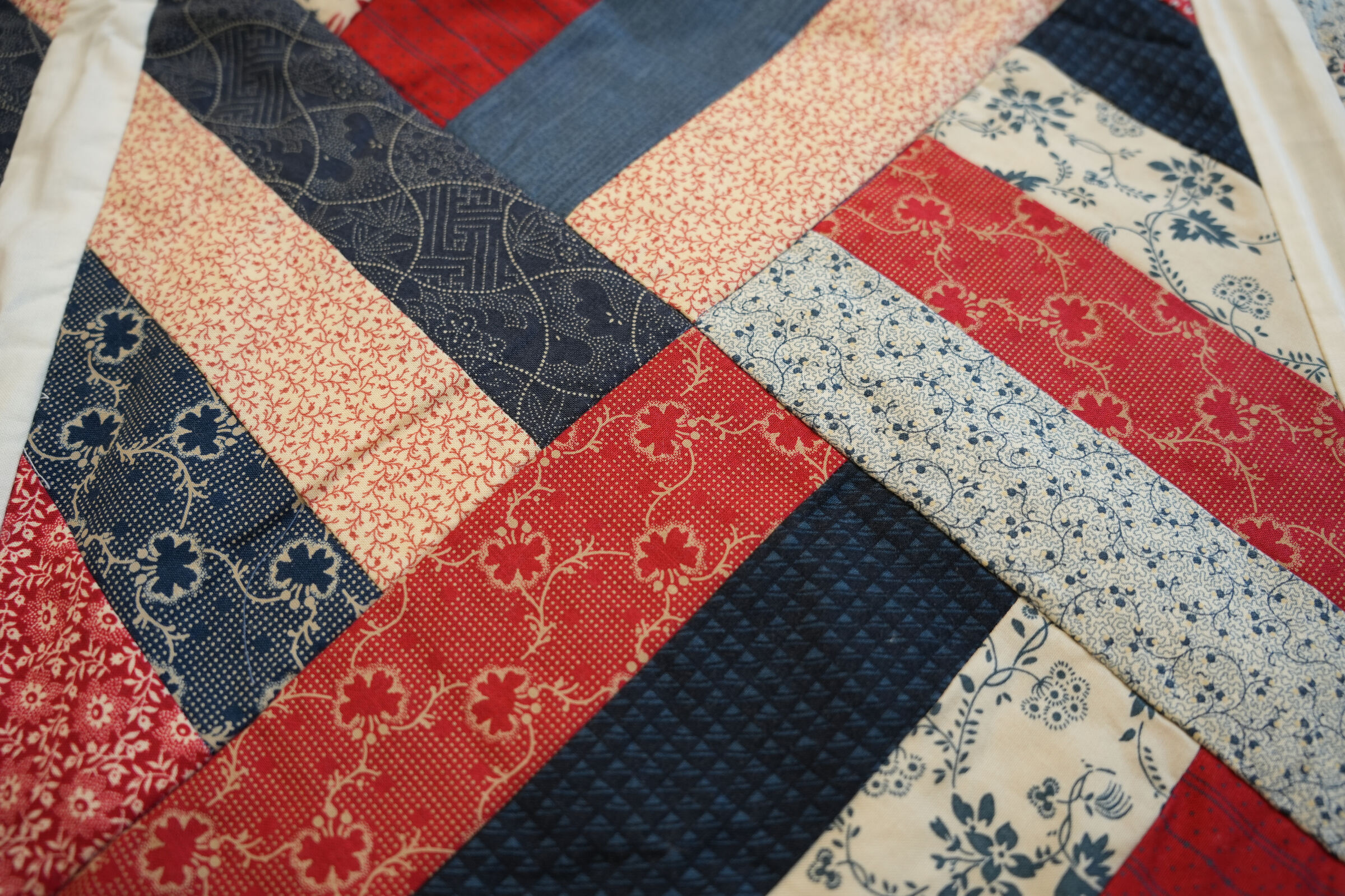 Isle of Wight Red & Blue Quilt