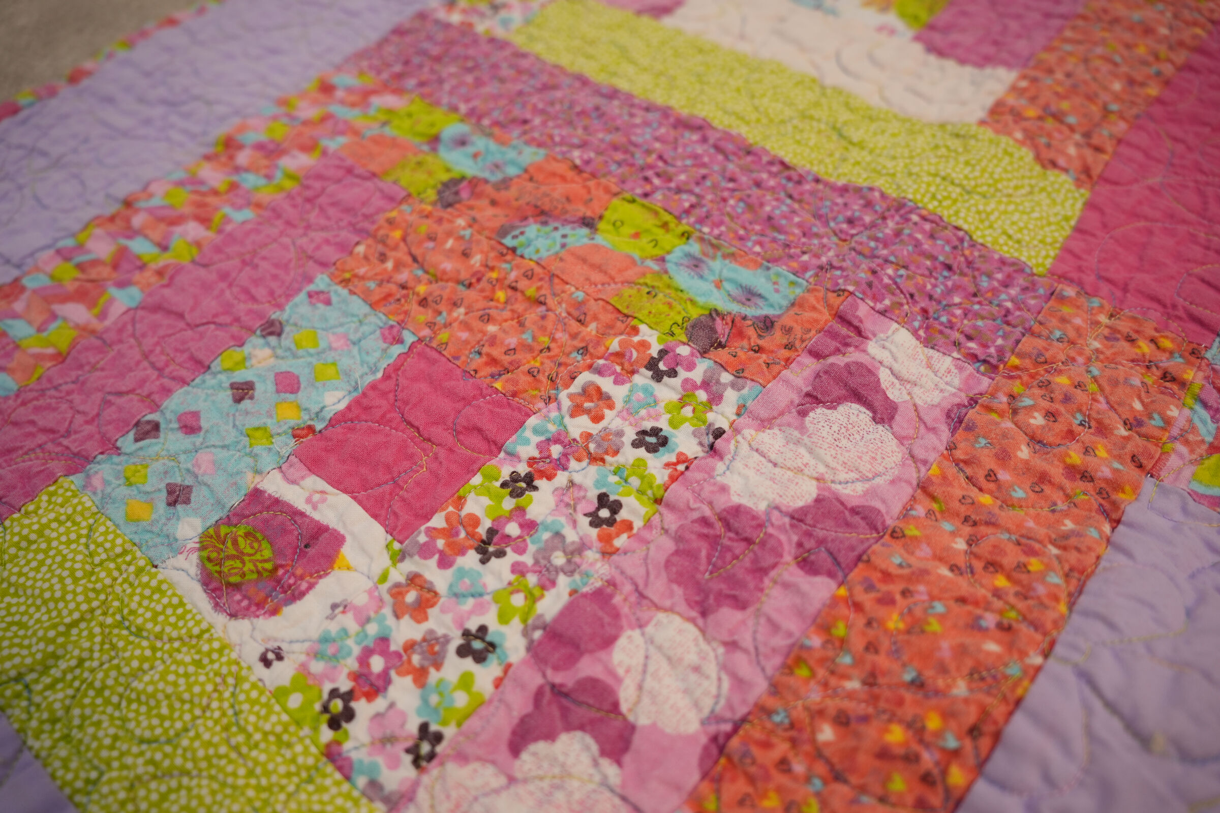 First Machine Sewn Log Cabin Quilt 2018